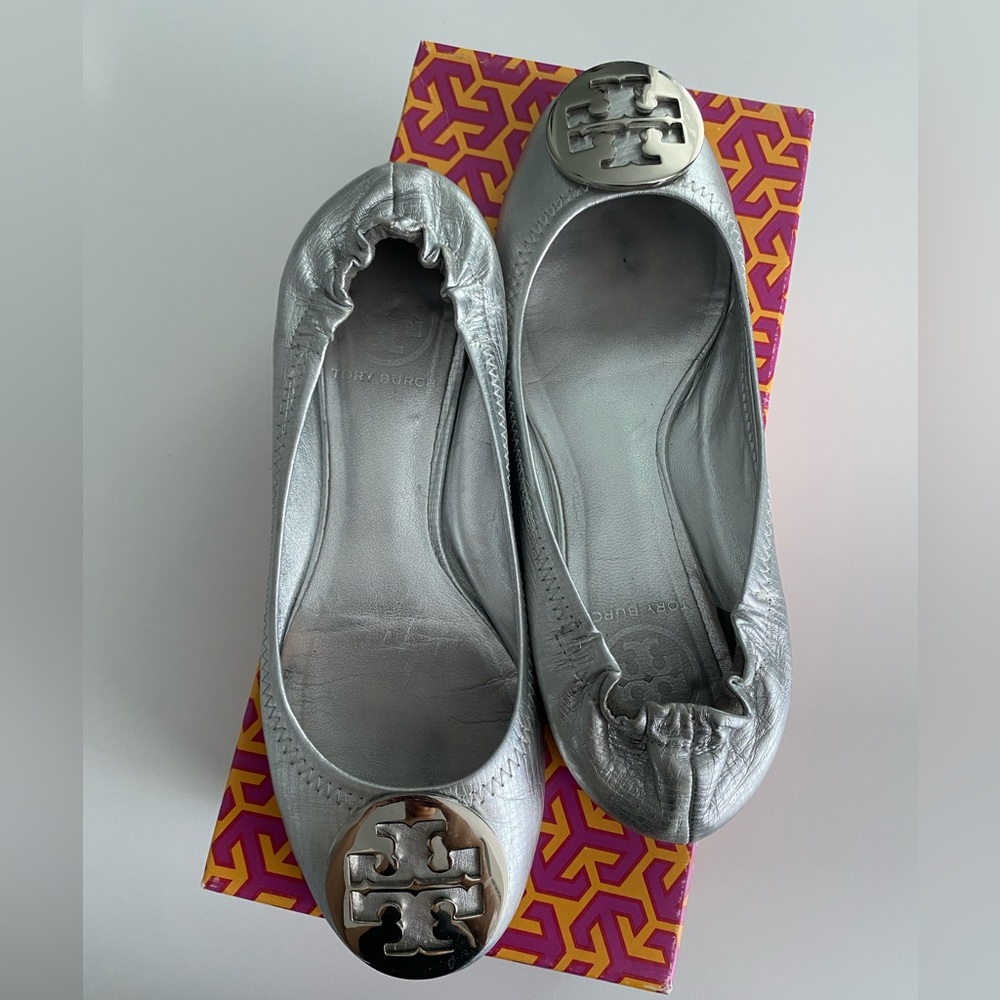 Tory Burch Reva Ballet Flats Metallic Silver Size 6 M